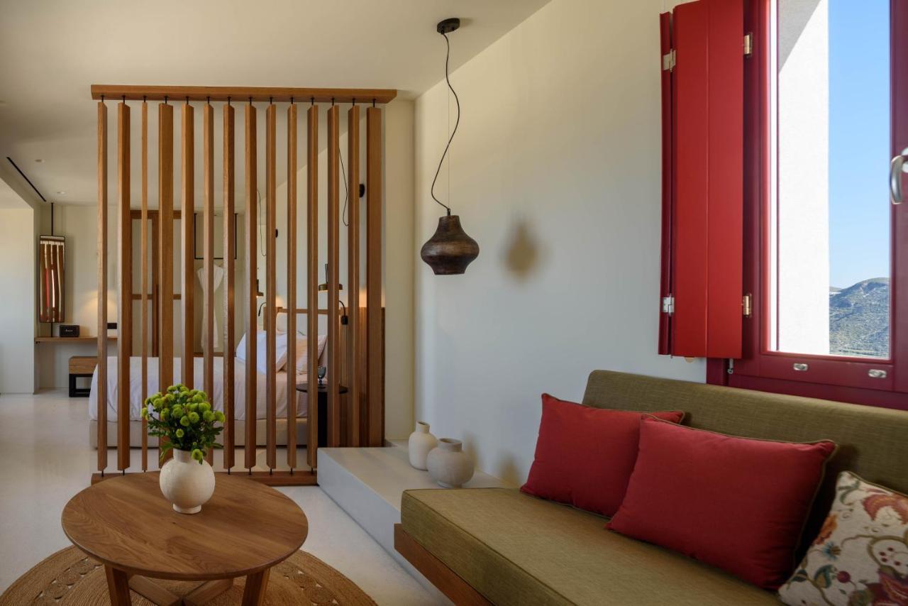 Potnia Theron Suites Akrotírion Esterno foto
